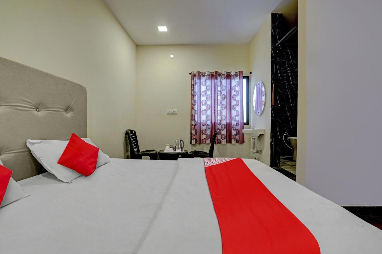Oyo Flagship The Chirag Resort Bhandāra Kültér fotó