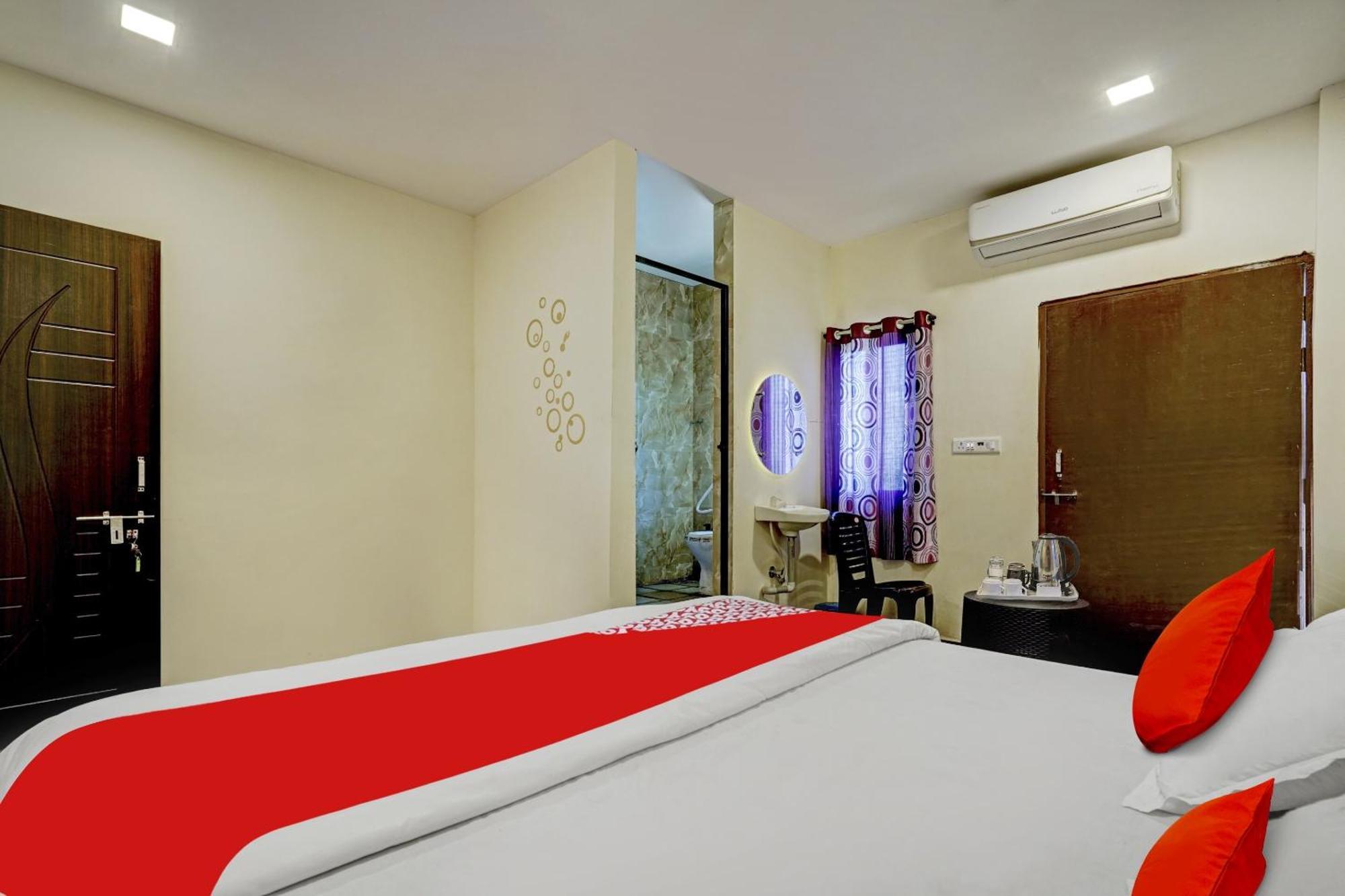 Oyo Flagship The Chirag Resort Bhandāra Kültér fotó