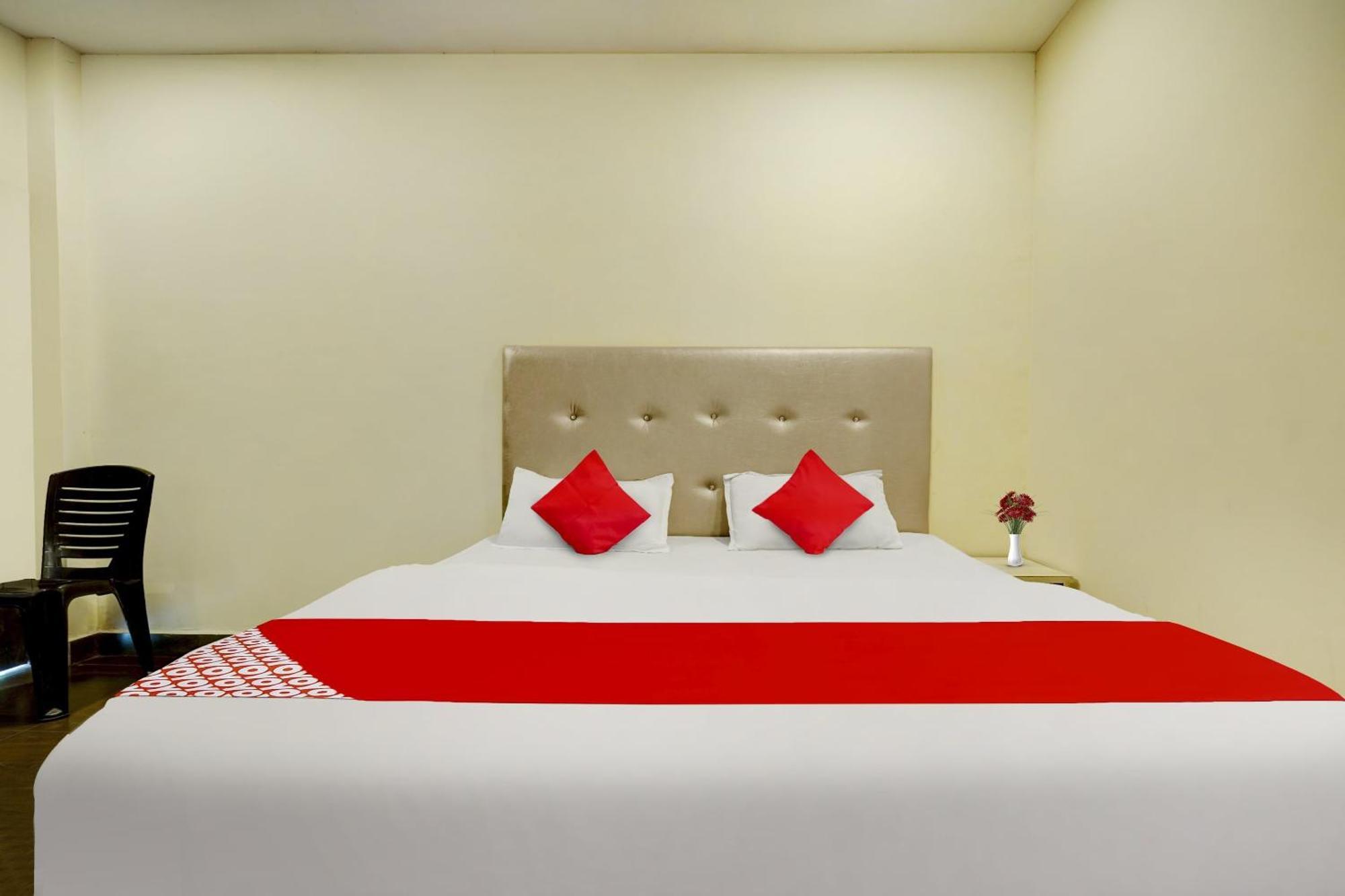 Oyo Flagship The Chirag Resort Bhandāra Kültér fotó