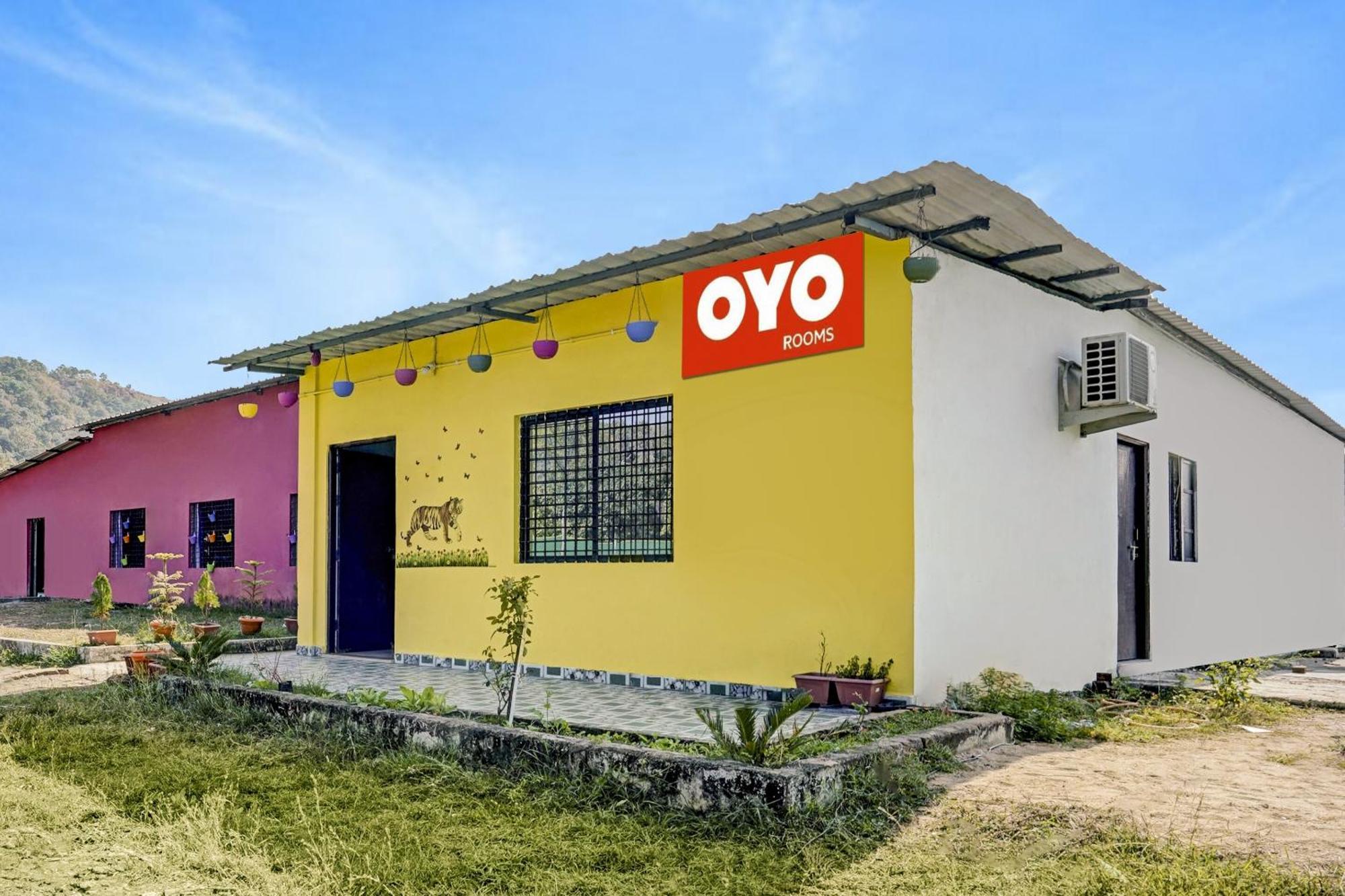 Oyo Flagship The Chirag Resort Bhandāra Kültér fotó